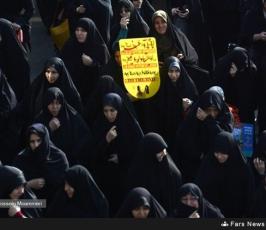 مظاهرات حاشدة في ارجاء الجمهورية الاسلامية تنديداً باغتيال الجنرال قاسم سليماني  (17).jpg