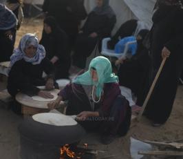نساء فلسطينيات يُعددنَ خبز الصاج التراثي شرق خانيونس جنوب قطاع غزة ‫(42402312)‬ ‫‬.jpeg