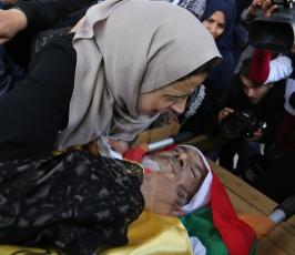 جثمان المزارع الشهيد محمد ابو جامع  ‫(1)‬ ‫‬.JPG