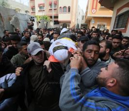 جماهير غفيرة في حي الشجاعية تُشيَّع جثمان الشهيد المجاهد جهاد حرارة ‫(41878054)‬ ‫‬.JPG