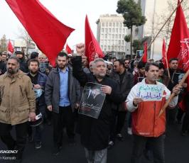 مظاهرات حاشدة في ارجاء الجمهورية الاسلامية تنديداً باغتيال الجنرال قاسم سليماني  (4).jpg