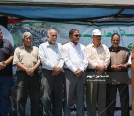 مسير للشاحنات يتوجه لمخيم ملكة شرق غزة رفضاً للحصار ‫(39256589)‬ ‫‬.JPG