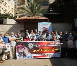 خيمة الاعتصام مع الاسير ماهر الاخرس (8).JPG