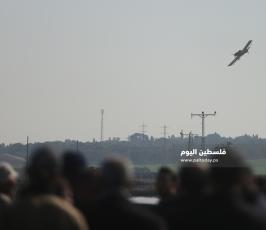 طائرات الاحتلال ترش المبيدات السامة على الأراضي الزراعية شرق قطاع غزة (2).JPG