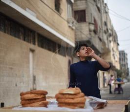 بائع الكعك ‫(104778578)‬ ‫‬.jpg