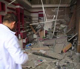 دمار في مؤسسات مدنيةمجاورة لفضائية الأقصى التي تعرضت للقصف الإسرائيلي (10).JPG