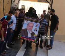 الجهاد الإسلامي وسرايا القدس تنظمان  زيارة لعوائل شهداء الشجاعية (15).JPG