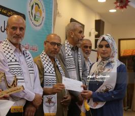 أبناء الشهداء والأسرى الناجحين في الثانوية (41).JPG