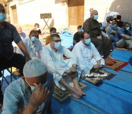 صلاة الجمعة امام الصليب (19).JPG