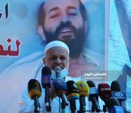صلاة الجمعة امام الصليب (14).JPG