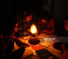 أزمة الكهرباء و حصار سكان قطاع غزة (20).JPG