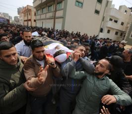 جماهير غفيرة في حي الشجاعية تُشيَّع جثمان الشهيد المجاهد جهاد حرارة ‫(1)‬ ‫‬.JPG