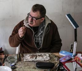نيقولاي ترزي صائغ فلسطيني  ‫(44106242)‬ ‫‬.jpg