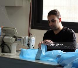  انتاج ملابس واقية للفيروسات (3).jpg