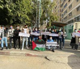 فلسطينيون يطالبون بالتدخل العاجل لدى الحكومة الجزائرية للتراجع عن إلغاء منحة التعليم (3).jpg