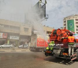 تعقيم شوارع مدينة غزة (3).JPG