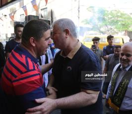 وفد من الجهاد يزور طلاب الثانوية  ‫(1)‬.JPG