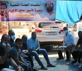 خيمة الاعتصام مع الاسير ماهر الاخرس (10).JPG