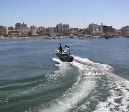  مؤتمرًا صحفيًا داخل البحر عن واقع الشباب في ظل الحصار ‫(39125506)‬ ‫‬.jpg
