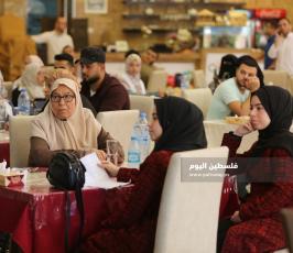 أبناء الشهداء والأسرى الناجحين في الثانوية (65).JPG
