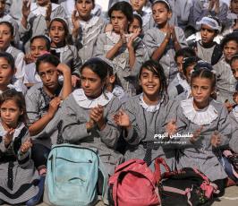 الباص الموسيقى ينظم يوم ترفيهى لطالبات مدرسة بيت حانون ‫(40108561)‬ ‫‬.JPG