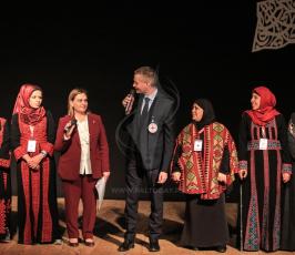 هي تتكلم ‫(42336770)‬ ‫‬.JPG