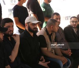 حشود جماهيرية بعزاء الدكتور رمضان (49).JPG