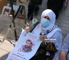  خيمة التضامن مع الأسير الأخرس أمام الصليب بغزة (11).JPG