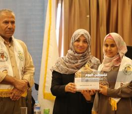 مهجة القدس تكرِّم أبناء الشهداء  ‫(38863388)‬ ‫‬.JPG