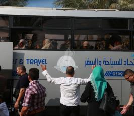 حجاج بيت الله الحرام يغادرون قطاع غزة لأداء مناسك الحج ‫(39125514)‬ ‫‬