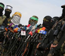 الأذرع العسكرية لفصائل المقاومة الفلسطينية خلال مؤتمر صحفي في غزة ‫(39191042)‬ ‫‬