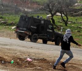 خاص فلسطين اليوم..إصابة المئات بالرصاص والإختناق أمام سجن "عوفر" قرب رام الله