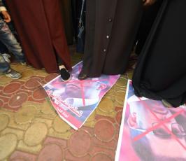 وقفة لدائرة العمل النسائي برفح دعما واسنادا لعوائل الاسرى (5)