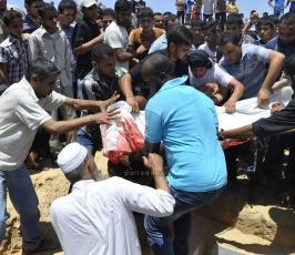  جماهير خانيونس تشيع شهدائها من مسجد أهل السنة ومسجد عباد الرحمن