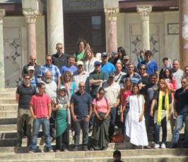 صور مجندات ومخابرات ومستوطنين وسياح يقتحمون المسجد الأقصى