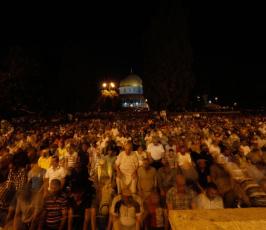  ليلة القدر في المسجد الاقصى‎ المبارك ‫(38928898)‬ ‫‬.jpg