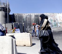 حاجز قلنديا للدخول ال القدس  ‫(29353353)‬ ‫‬