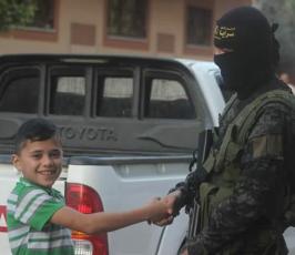 سرايا القدس تشارك المواطنين فرحة العيد المبارك  (9).jpeg