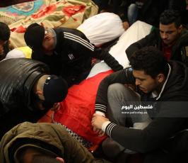 تشيع جثامين شهداء حريق النصيرات وسط حالة من الحزن (5).JPG