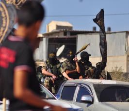 سرايا القدس تنظم عرض عسكرى على شرف ذكرى د.الشقاقي برفح