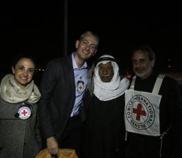  مدير الصليب الاحمر بغزة ‫(38142465)‬ ‫‬