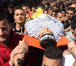 بالصور:جماهير غاضبة تشيع جثامين شهداء مخيم جنين