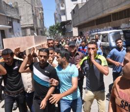 جماهير غفيرة تودع شهيدين من حى الشجاعية