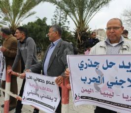 اعتصام اللاجئين السوريين للمطالبة بحقوقهم (8)