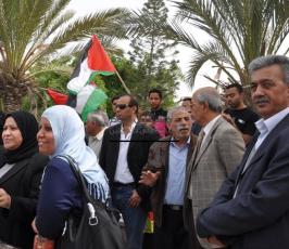وقفة نسوية لانهاء الانقسام