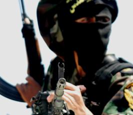 جماهير غفيرة بموكب إستقبال رفاة شهداء غزة الأبطال بمعبر بيت حانون