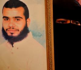 الاعتصام الاسبوعى لاهالى الاسرى بالصليب الاحمر بغزة