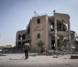قصف مسجد على بن أبى طالب بحي الزيتون شرق مدينة غزة