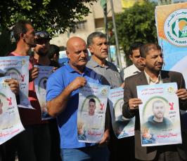 #وقفة تضامن مع الاسرى المضربين عن الطعام فى سجون الاحلال (2)