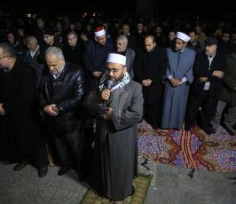 صلاةالعشاء في الساحات العامة بدعوة من الجهاد الإسلامي نصرة للقدس (34)